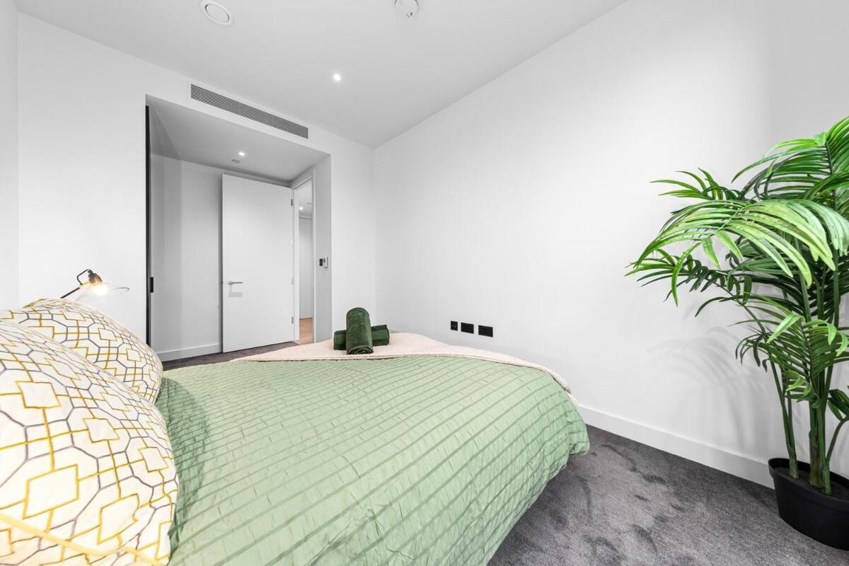 Modern Flat In Greater Apartment London